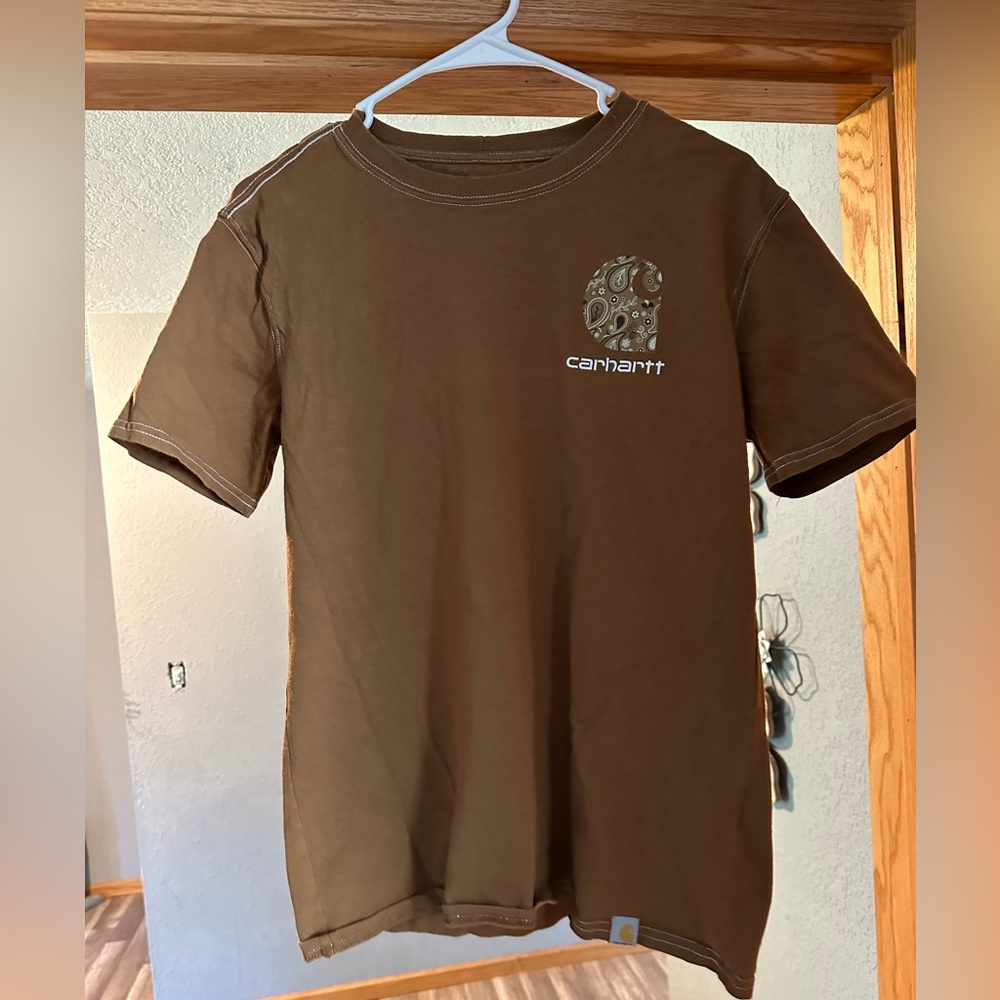 Women’s carhartt tshirt